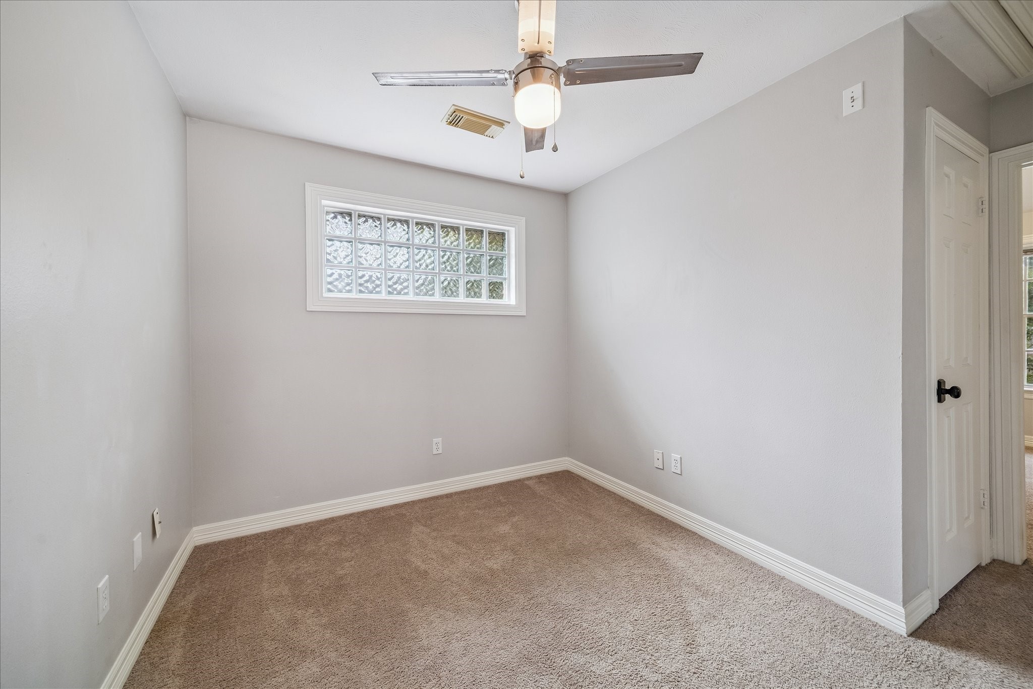  3115 Cedar Knolls Drive - 物件實景