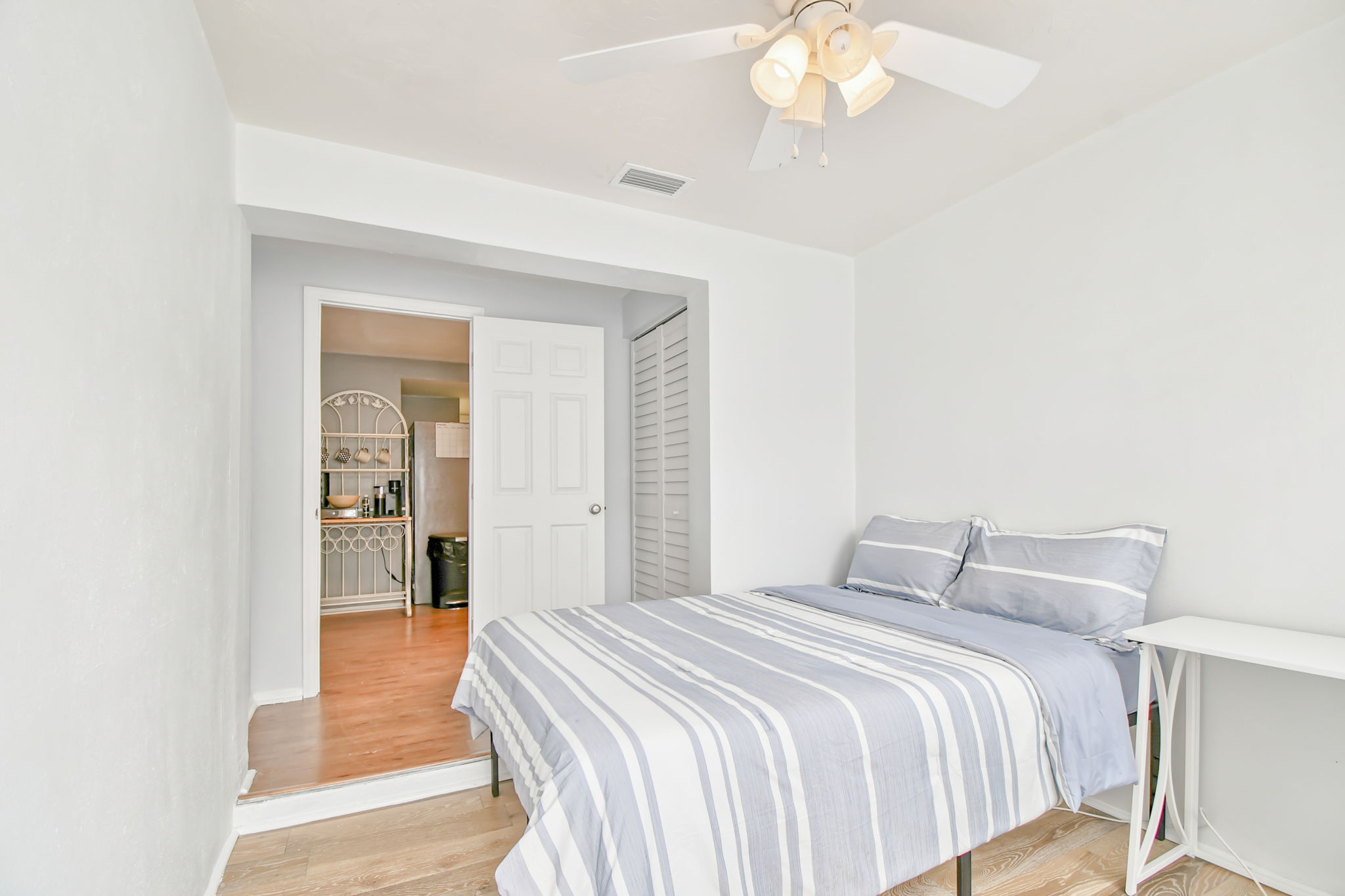 Dunedin, Florida, 34698, United States, 2 Bedrooms Bedrooms, ,1 BathroomBathrooms,Residential,For Sale,1983478