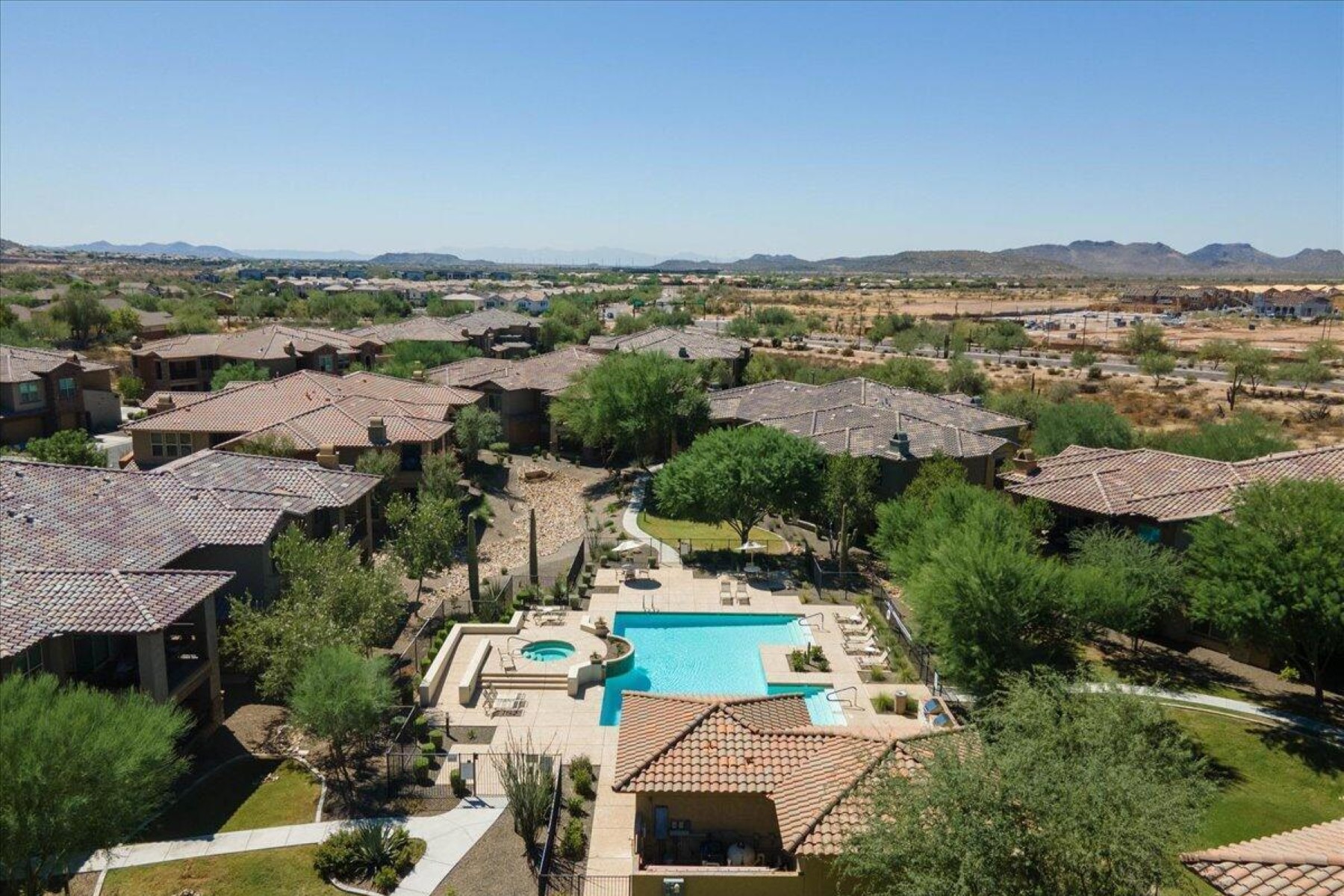 2425 W Bronco Butte Trail¦Phoenix, AZ - 物件實景