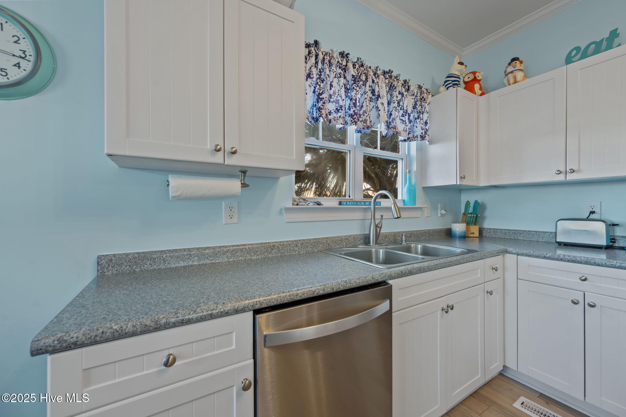 Surf City, North Carolina, 28445, United States, 3 Bedrooms Bedrooms, ,3 BathroomsBathrooms,Residential,For Sale,1974878