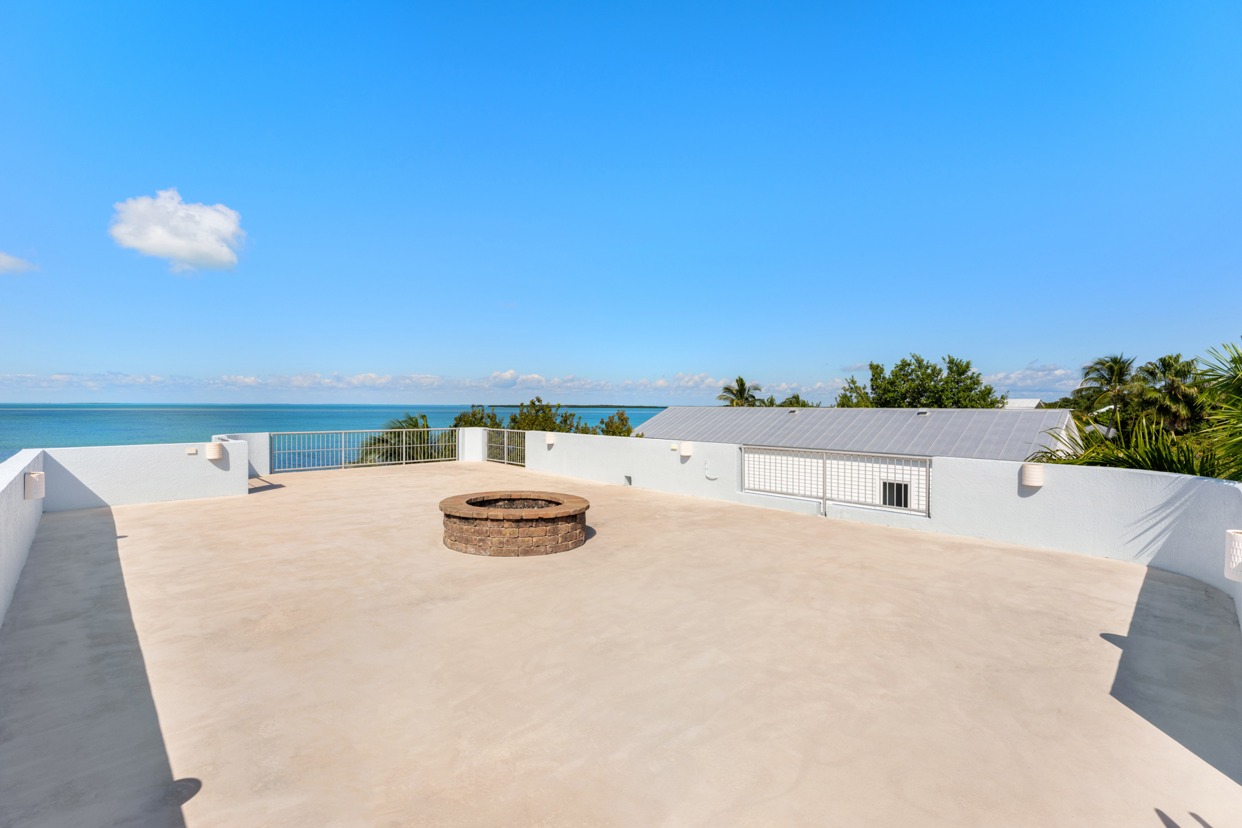  144 N Rolling Hill Road - 物件實景