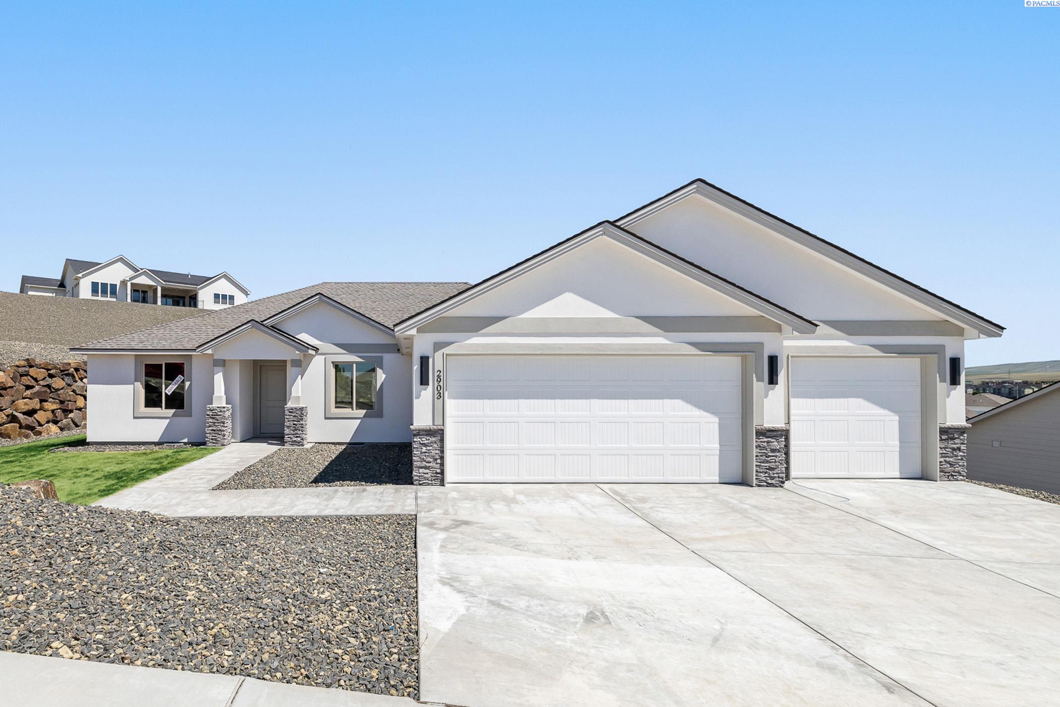 Kennewick, Washington, 99338, United States, 3 Bedrooms Bedrooms, ,1 BathroomBathrooms,Residential,For Sale,1803967