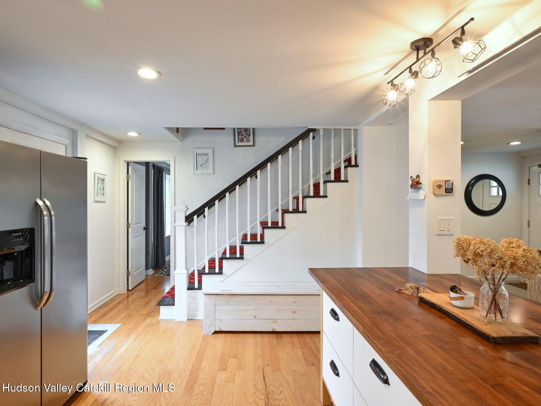 Hunter, New York, 12442, United States, 4 Bedrooms Bedrooms, ,3 BathroomsBathrooms,Residential,For Sale,1874055