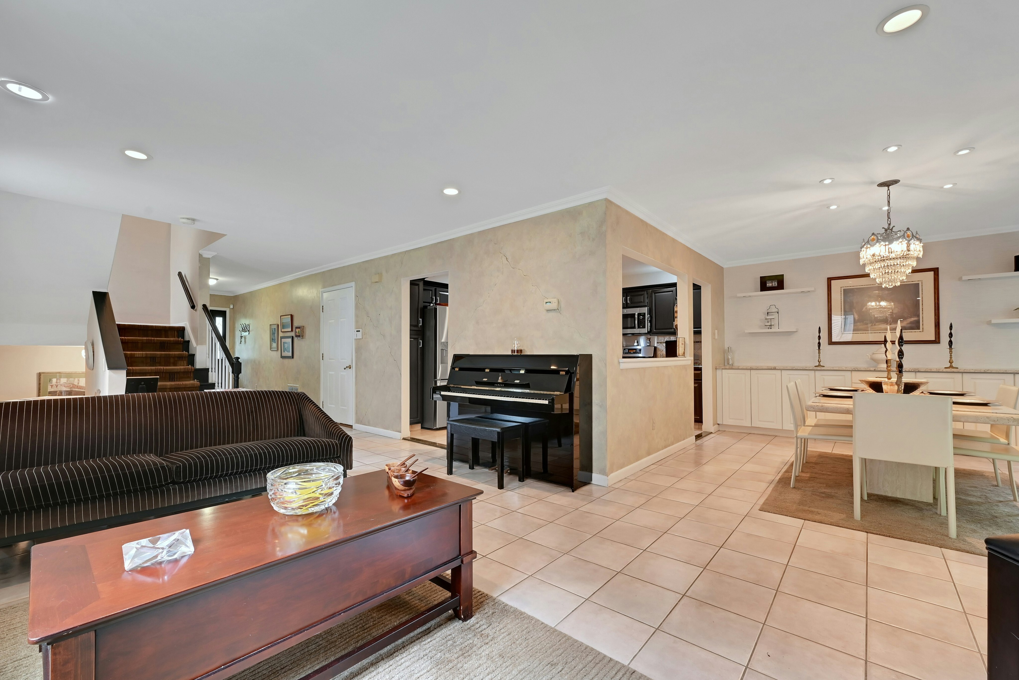  211 Yorktowne Court, Township of Washington, NJ 07676 - 物件實景