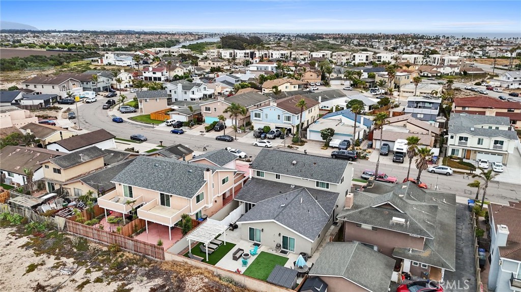 Oxnard, California, 93035, United States, 5 Bedrooms Bedrooms, ,1 BathroomBathrooms,Residential,For Sale,1847302