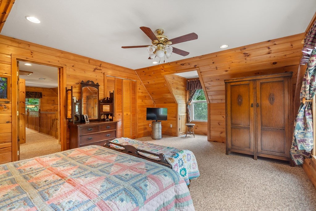 Morganton, Georgia, 30560, United States, 3 Bedrooms Bedrooms, ,3 BathroomsBathrooms,Residential,For Sale,1903694