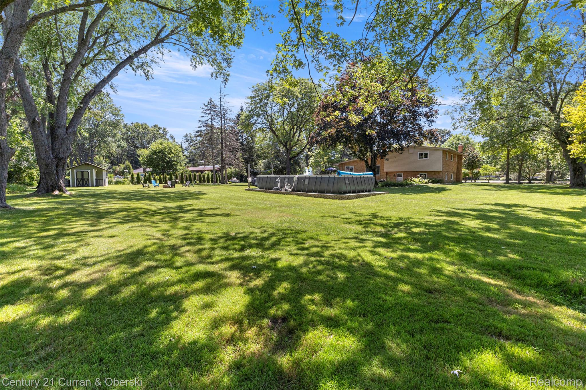 Canton Charter Township, Michigan, 48188, United States, 5 Bedrooms Bedrooms, ,3 BathroomsBathrooms,Residential,For Sale,1904333