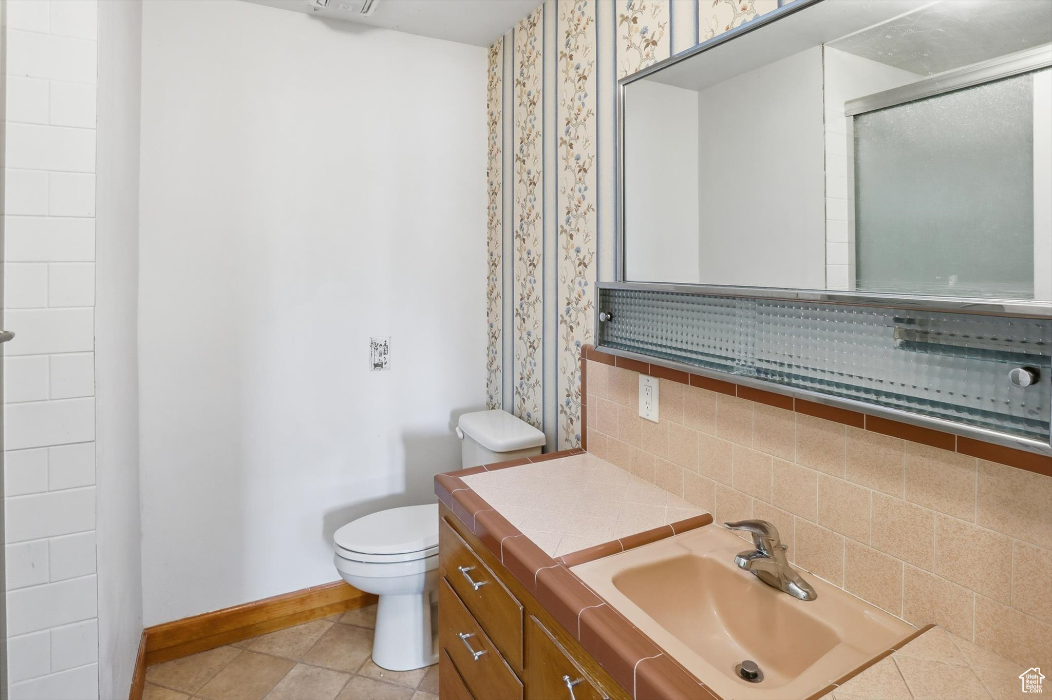 Logan, Utah, 84341, United States, 5 Bedrooms Bedrooms, ,1 BathroomBathrooms,Residential,For Sale,1983930