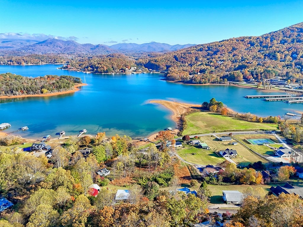 Young Harris, Georgia, 30582, United States, 4 Bedrooms Bedrooms, ,5 BathroomsBathrooms,Residential,For Sale,1987920