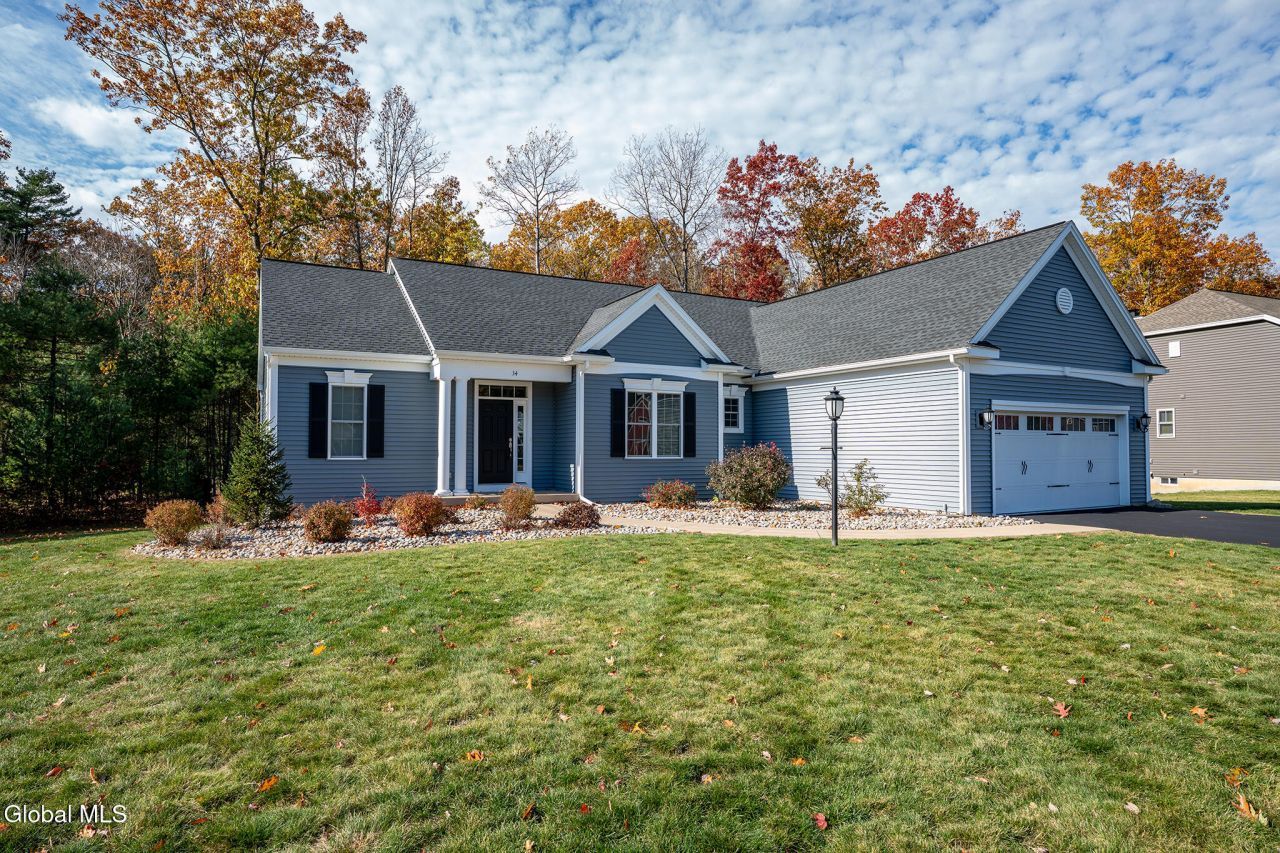 Halfmoon, New York, 12065, United States, 4 Bedrooms Bedrooms, ,3 BathroomsBathrooms,Residential,For Sale,1987891