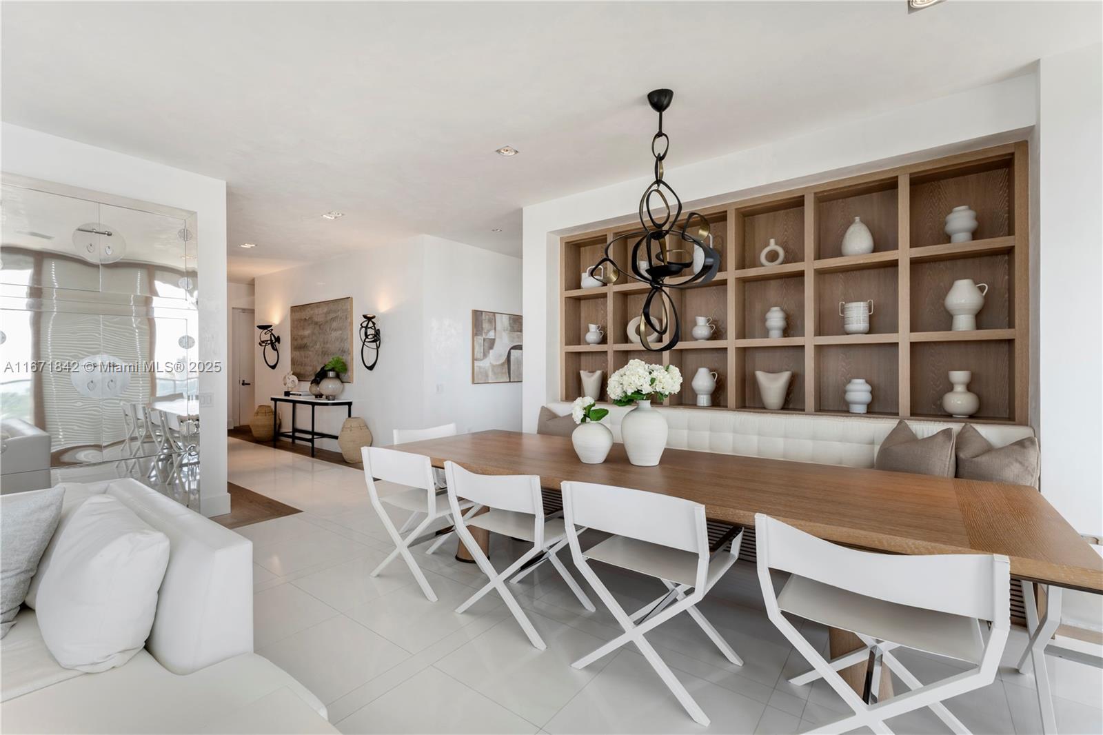 Miami Beach, Florida, 33139, United States, 4 Bedrooms Bedrooms, ,4 BathroomsBathrooms,Residential,For Sale,1840122
