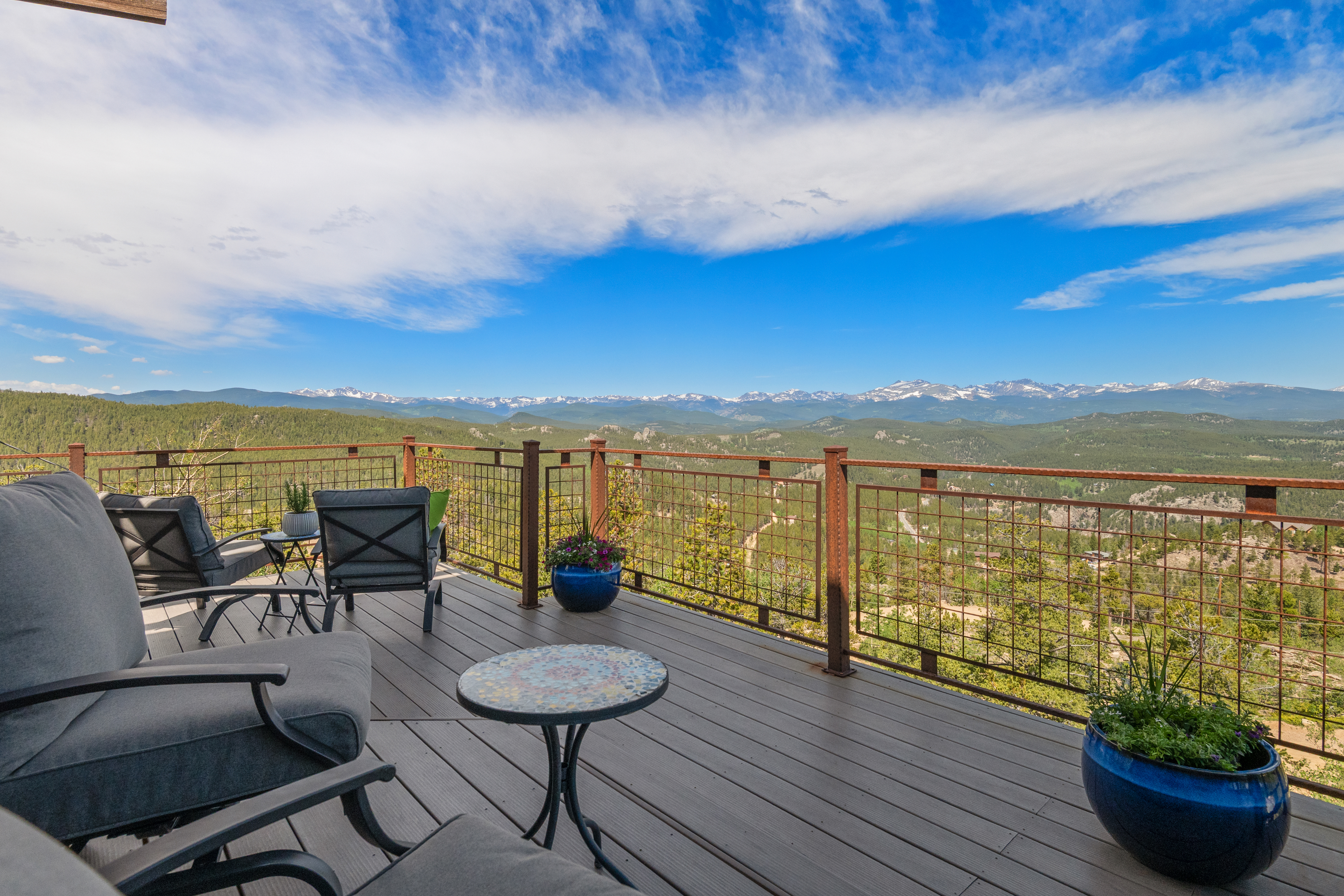  Custom Retreat with Unobstructed Views - 物件實景