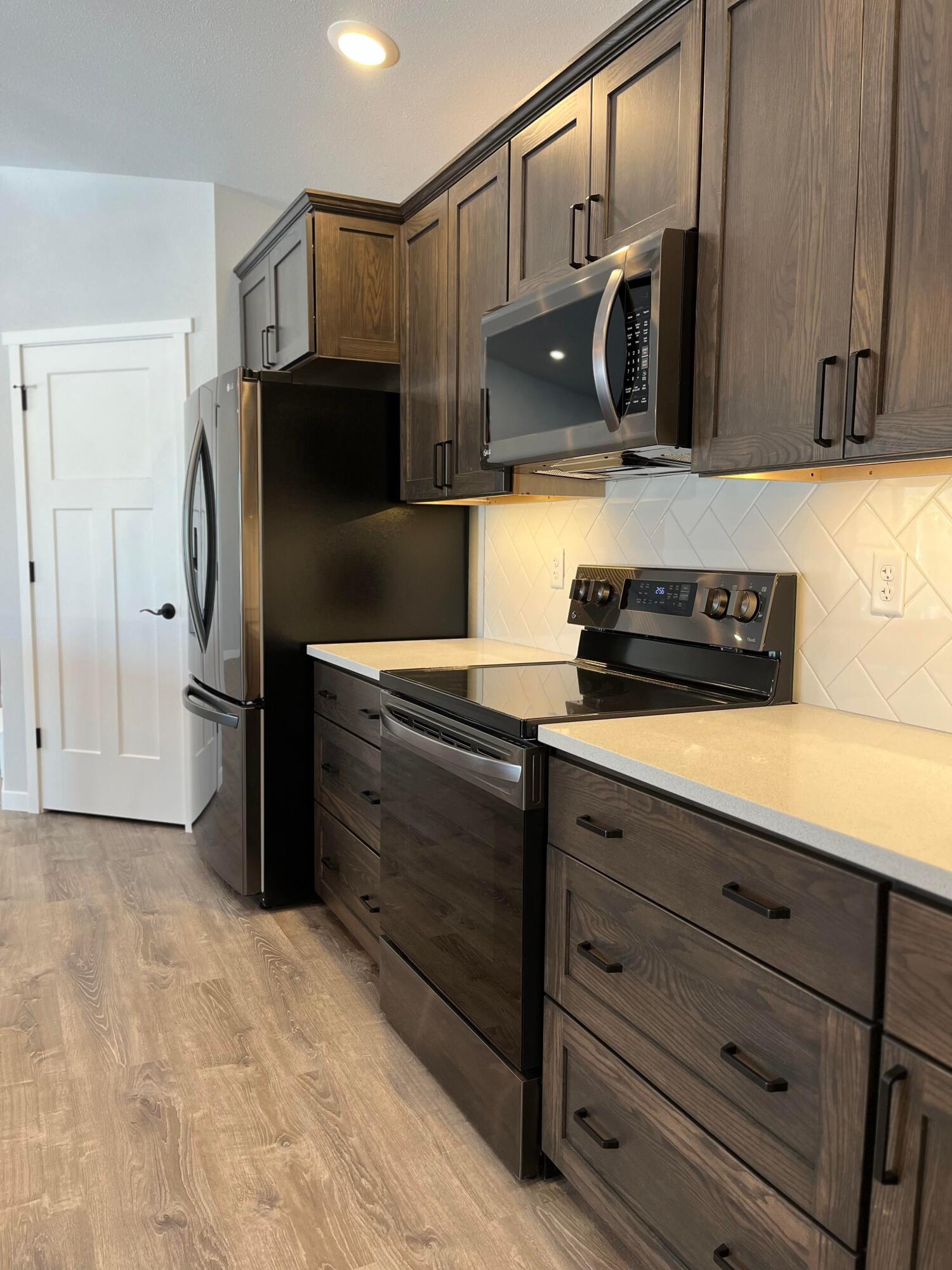 Holmen, Wisconsin, 54636, United States, 3 Bedrooms Bedrooms, ,2 BathroomsBathrooms,Residential,For Sale,1957834