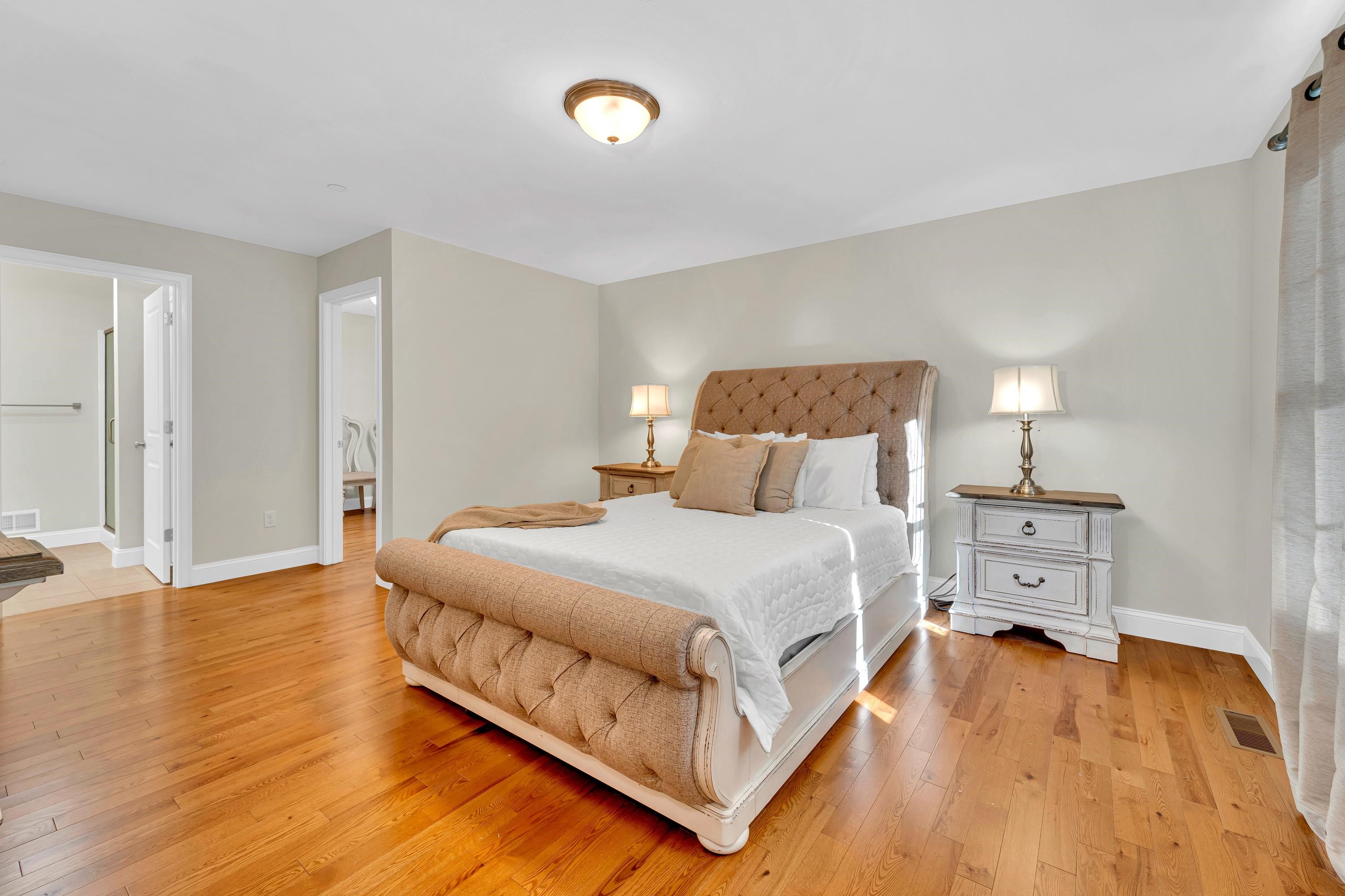 Brentwood, New Hampshire, 03833, United States, 2 Bedrooms Bedrooms, ,2 BathroomsBathrooms,Residential,For Sale,1976209