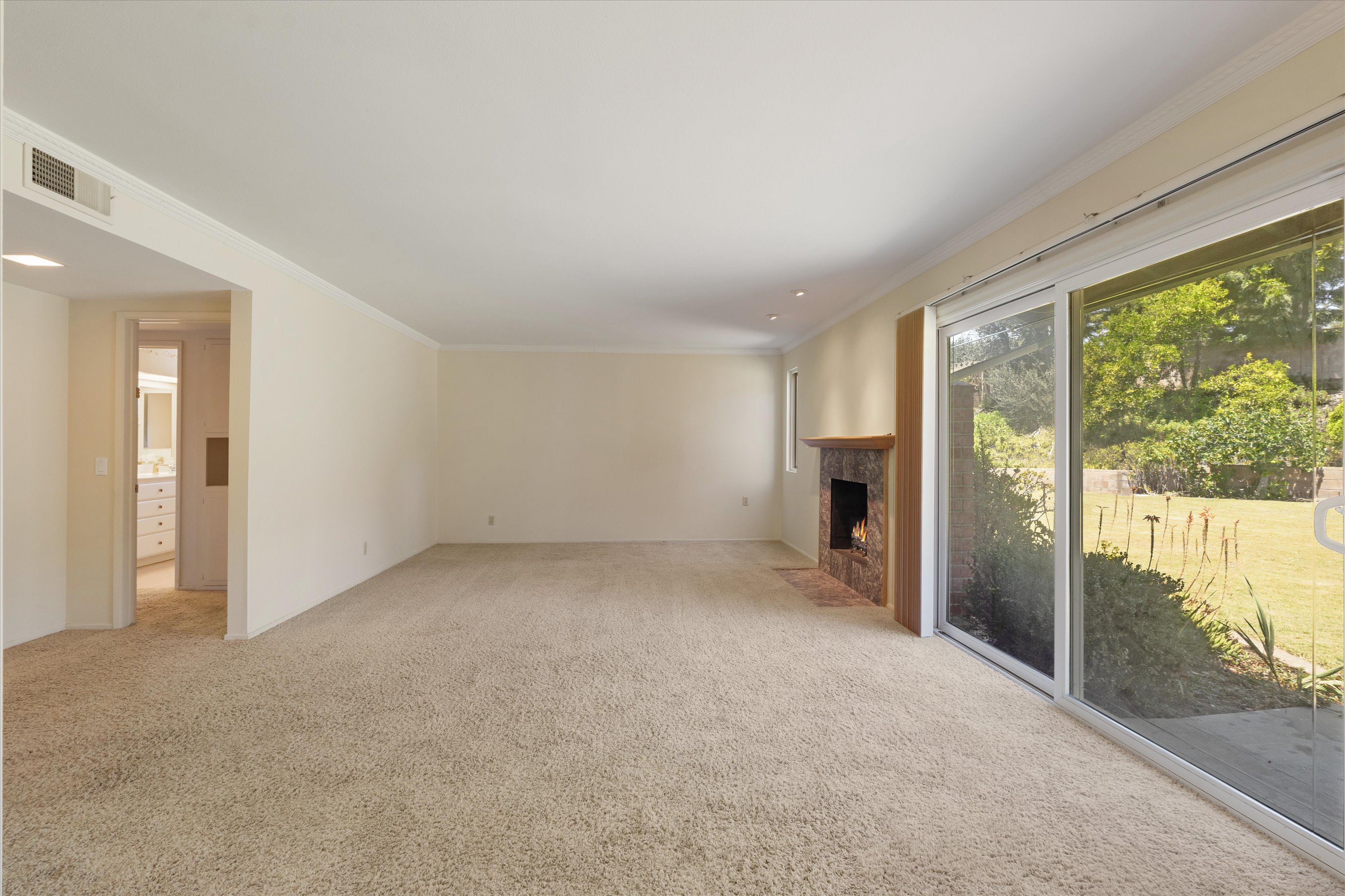 Thousand Oaks, California, 91360, United States, 5 Bedrooms Bedrooms, ,3 BathroomsBathrooms,Residential,For Sale,1895028