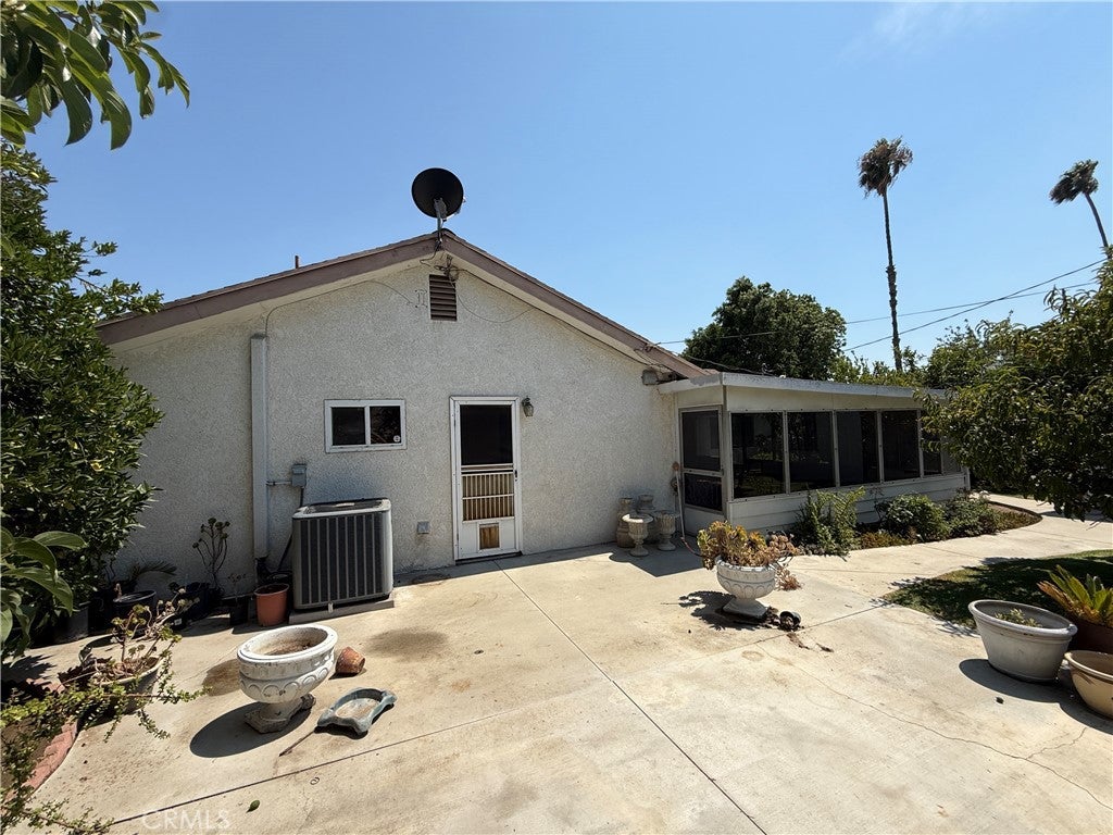Riverside, California, 92505, United States, 3 Bedrooms Bedrooms, ,2 BathroomsBathrooms,Residential,For Sale,1891732