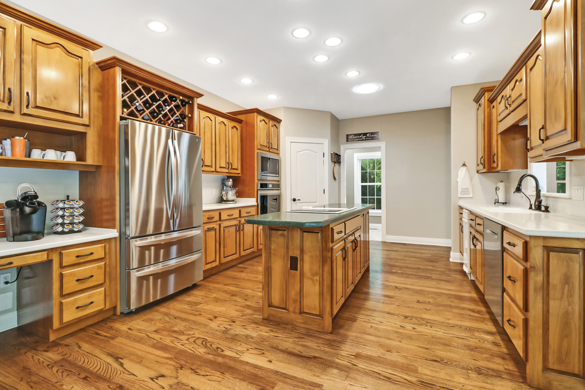 Crossville, Tennessee, 38558, United States, 4 Bedrooms Bedrooms, ,3 BathroomsBathrooms,Residential,For Sale,1976801