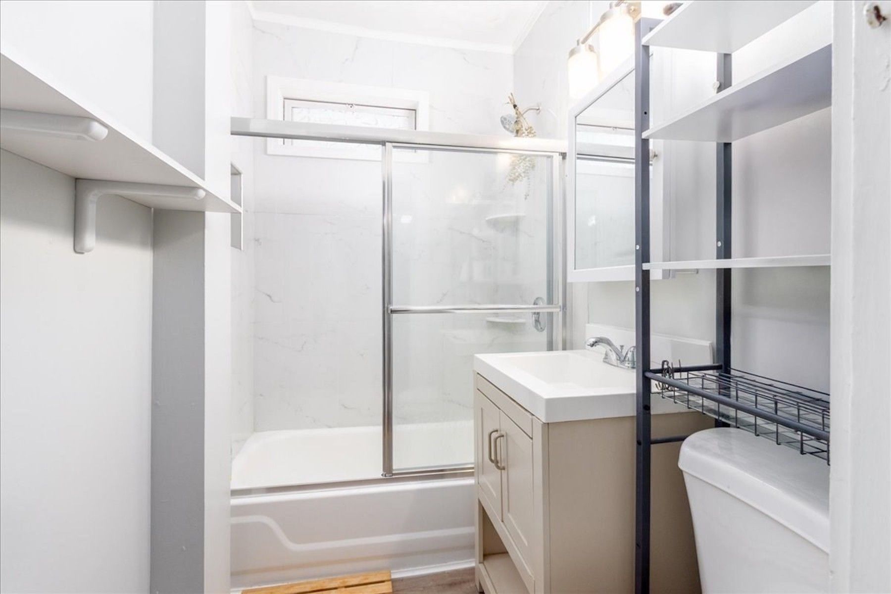  142 Calumet Street, Boston, MA, 02120 - 物件實景