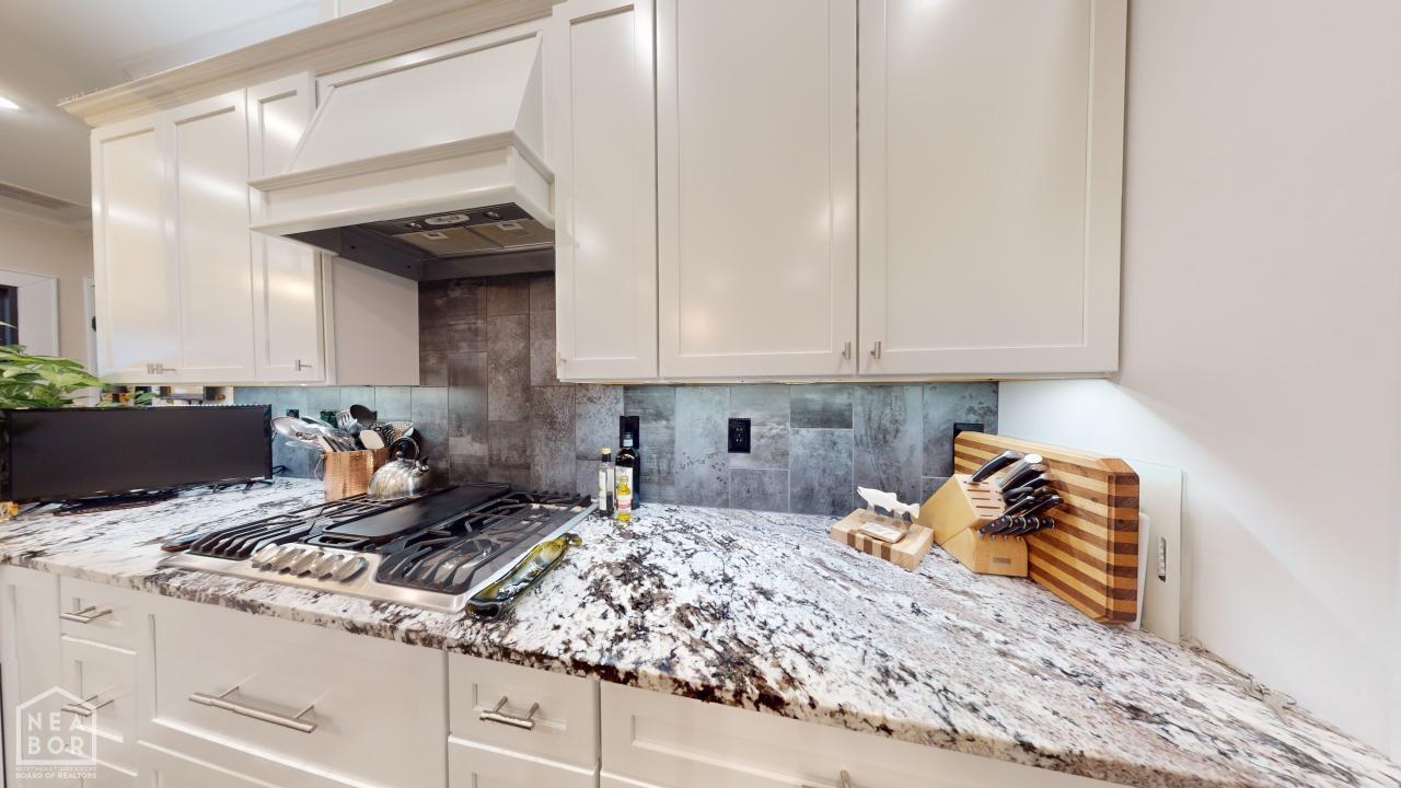 Jonesboro, Arkansas, 72405, United States, 5 Bedrooms Bedrooms, ,5 BathroomsBathrooms,Residential,For Sale,1983308