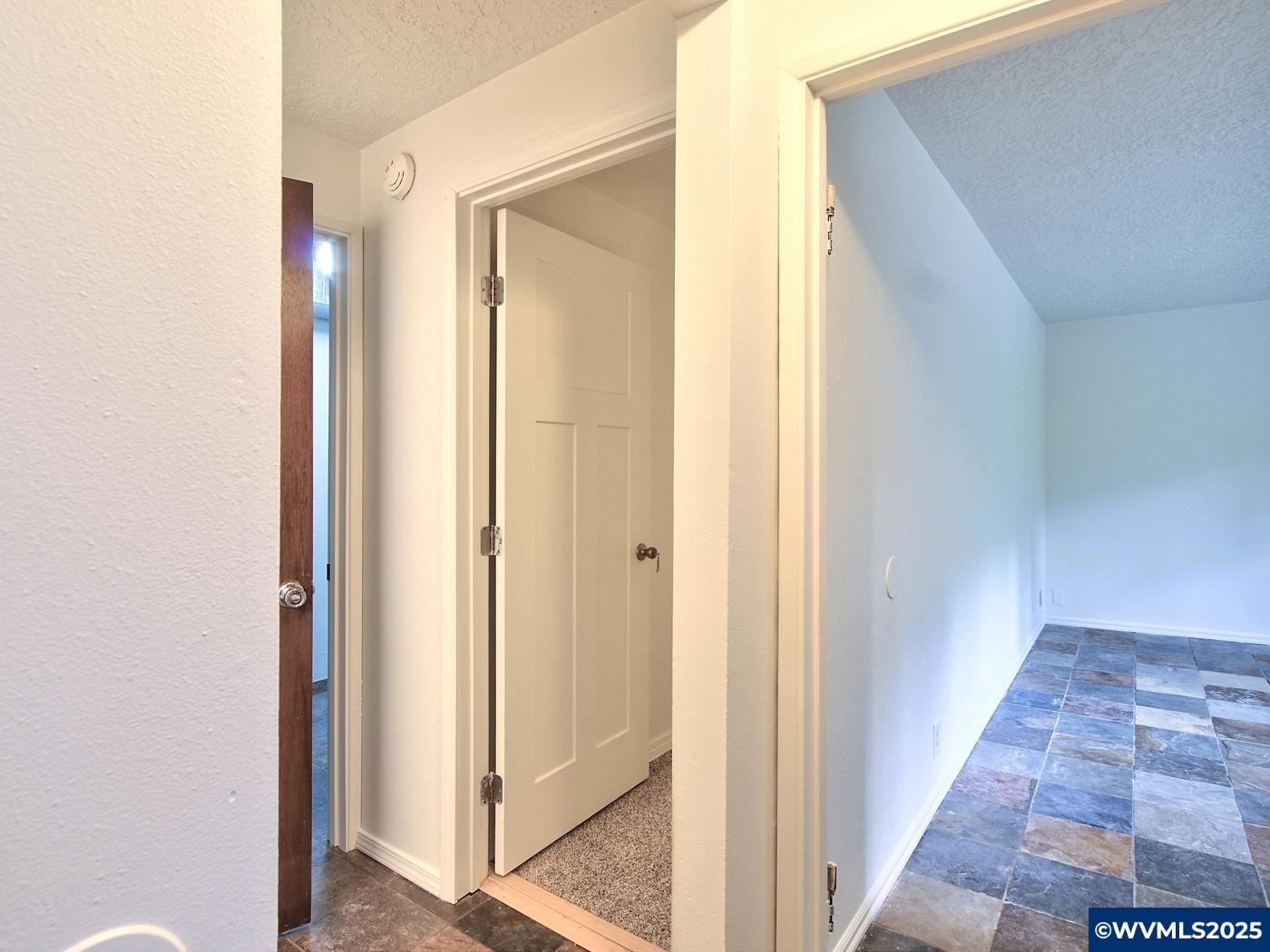 Lincoln City, Oregon, 97367, United States, ,2 BathroomsBathrooms,Residential,For Sale,1878367
