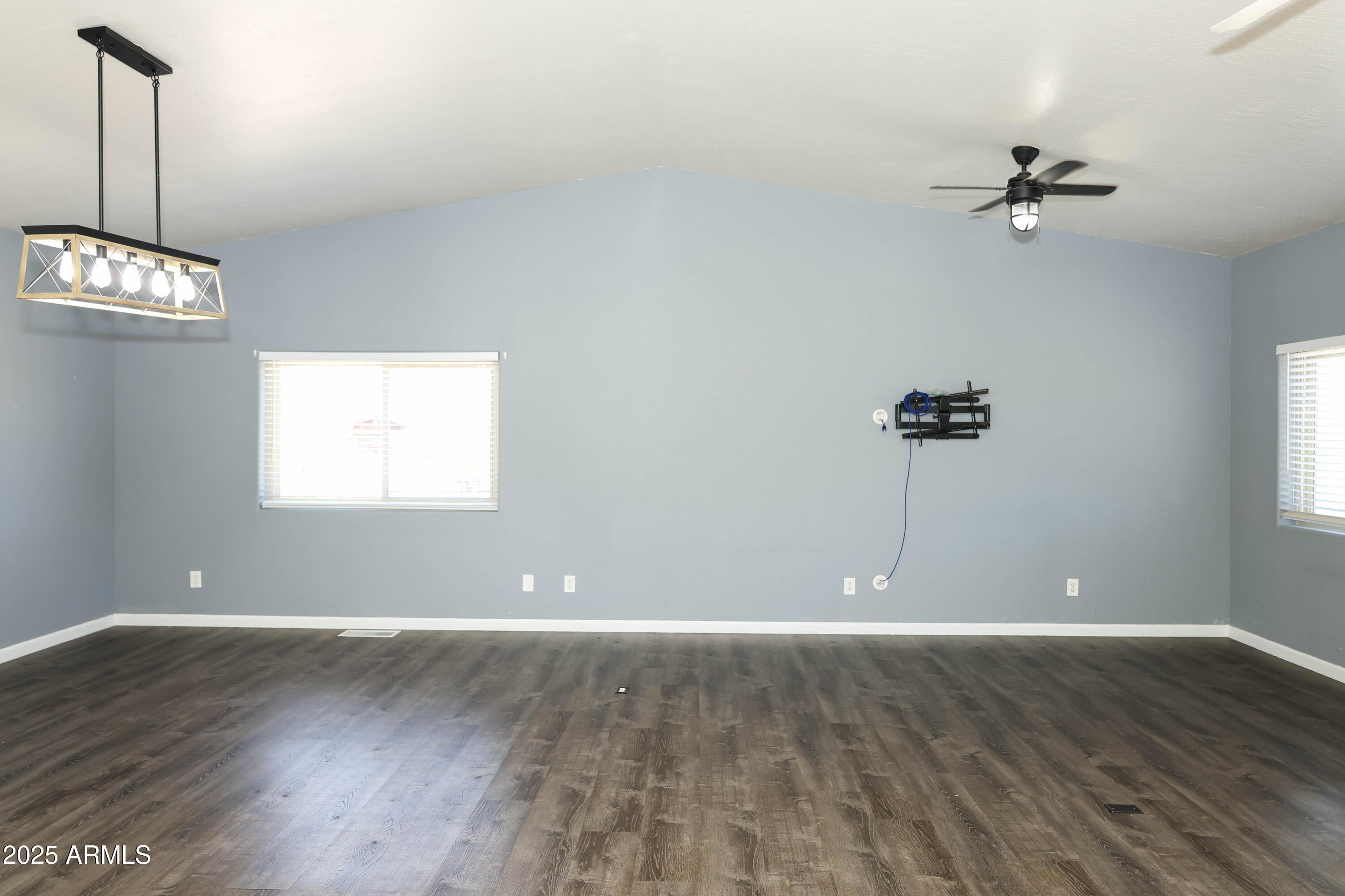 Clarkdale, Arizona, 86324, United States, 4 Bedrooms Bedrooms, ,Residential,For Sale,1902040