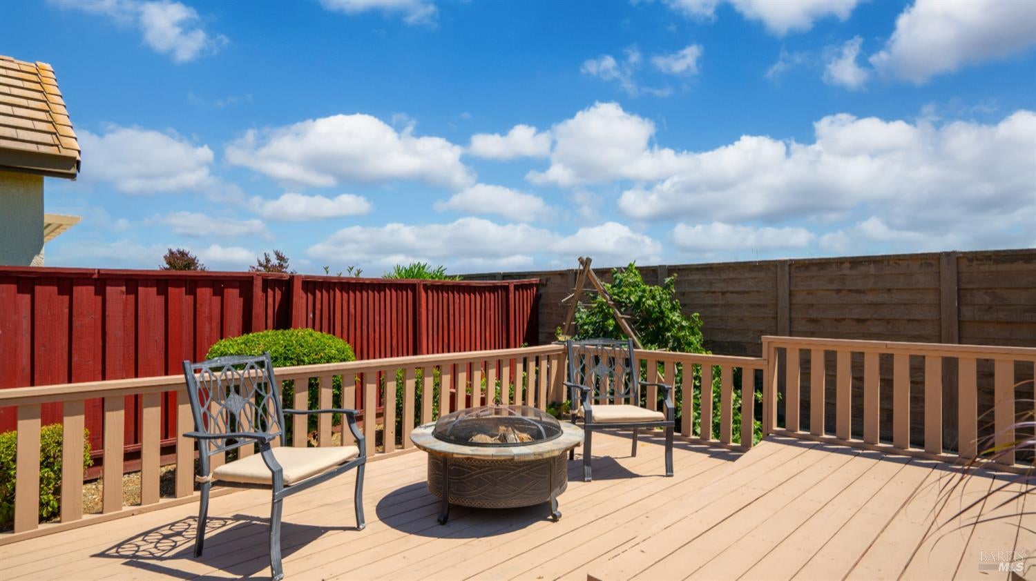 Vacaville, California, 95687, United States, 2 Bedrooms Bedrooms, ,2 BathroomsBathrooms,Residential,For Sale,1911882