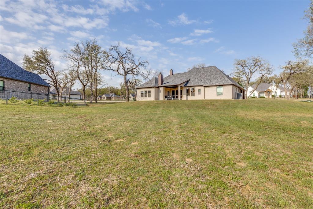 Springtown, Texas, 76082, United States, 4 Bedrooms Bedrooms, ,3 BathroomsBathrooms,Residential,For Sale,1982023