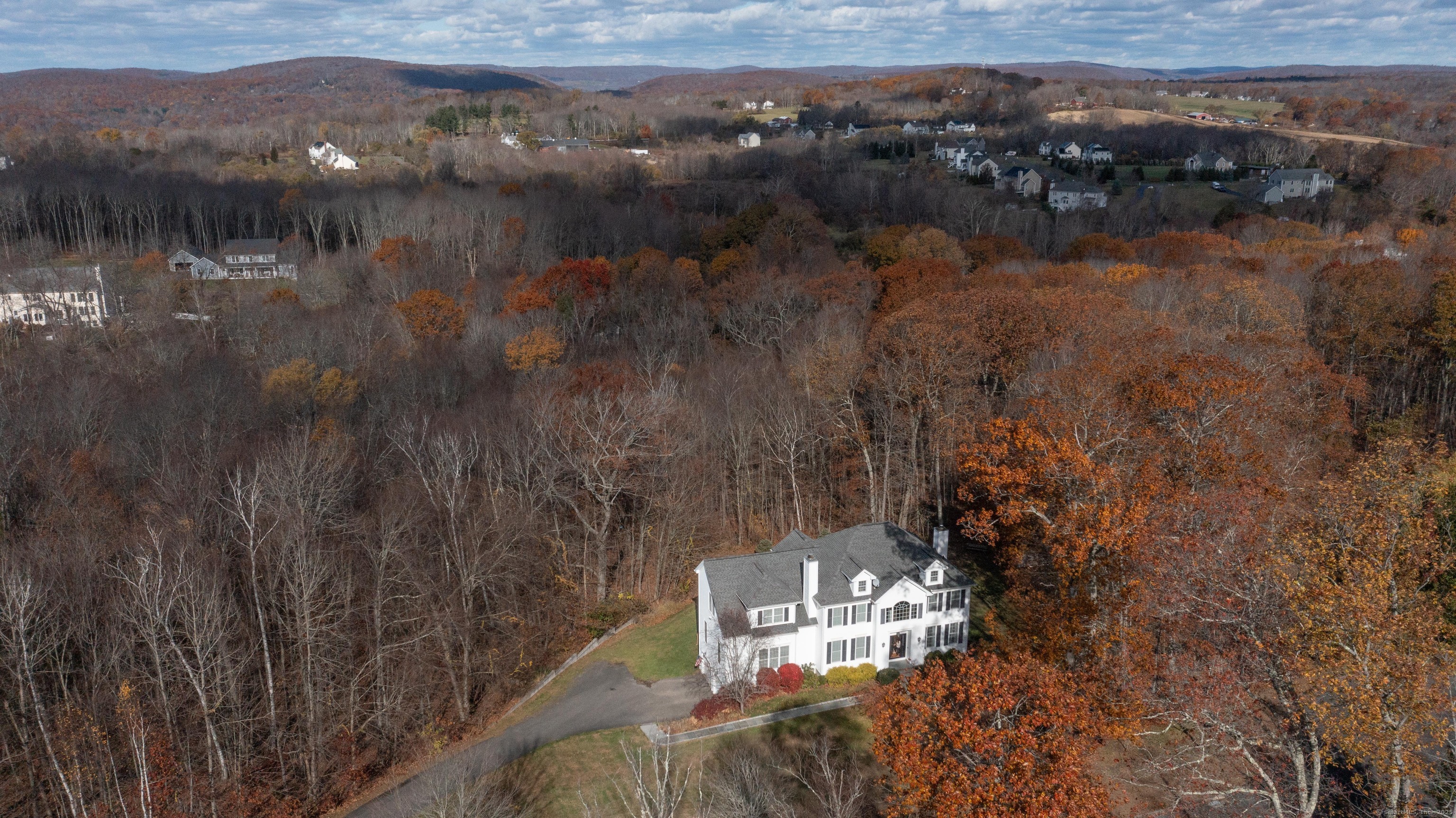 New Milford, Connecticut, 06776, United States, 4 Bedrooms Bedrooms, ,4 BathroomsBathrooms,Residential,For Sale,1987689