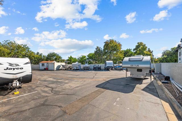 Carlsbad, California, 92011, United States, 2 Bedrooms Bedrooms, ,2 BathroomsBathrooms,Residential,For Sale,2001183