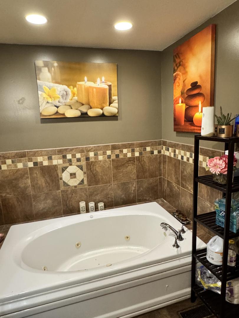 River Grove, Illinois, 60171, United States, 5 Bedrooms Bedrooms, ,4 BathroomsBathrooms,Residential,For Sale,1910767