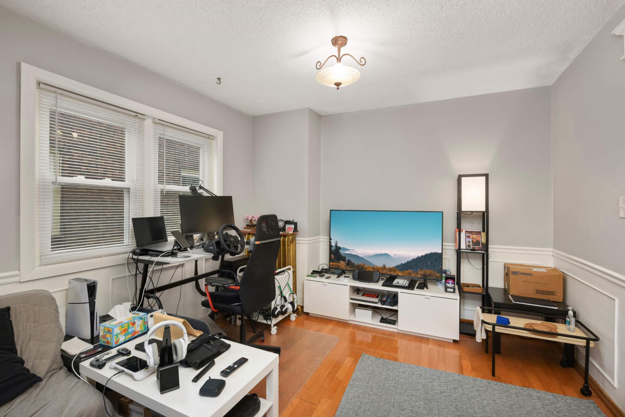 Minneapolis, Minnesota, 55405, United States, ,Residential,For Sale,1905881