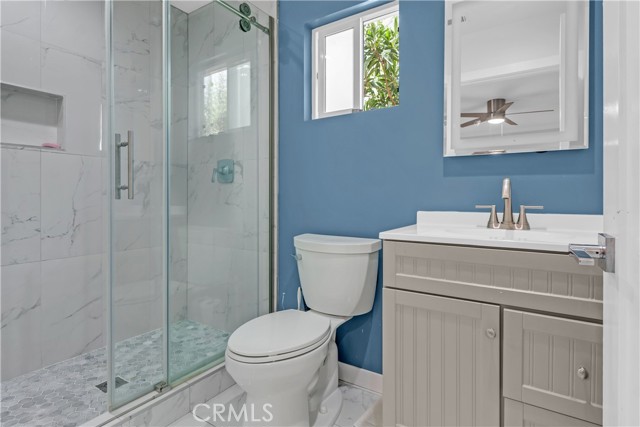 Los Angeles, California, 91605, United States, 5 Bedrooms Bedrooms, ,4 BathroomsBathrooms,Residential,For Sale,1979926