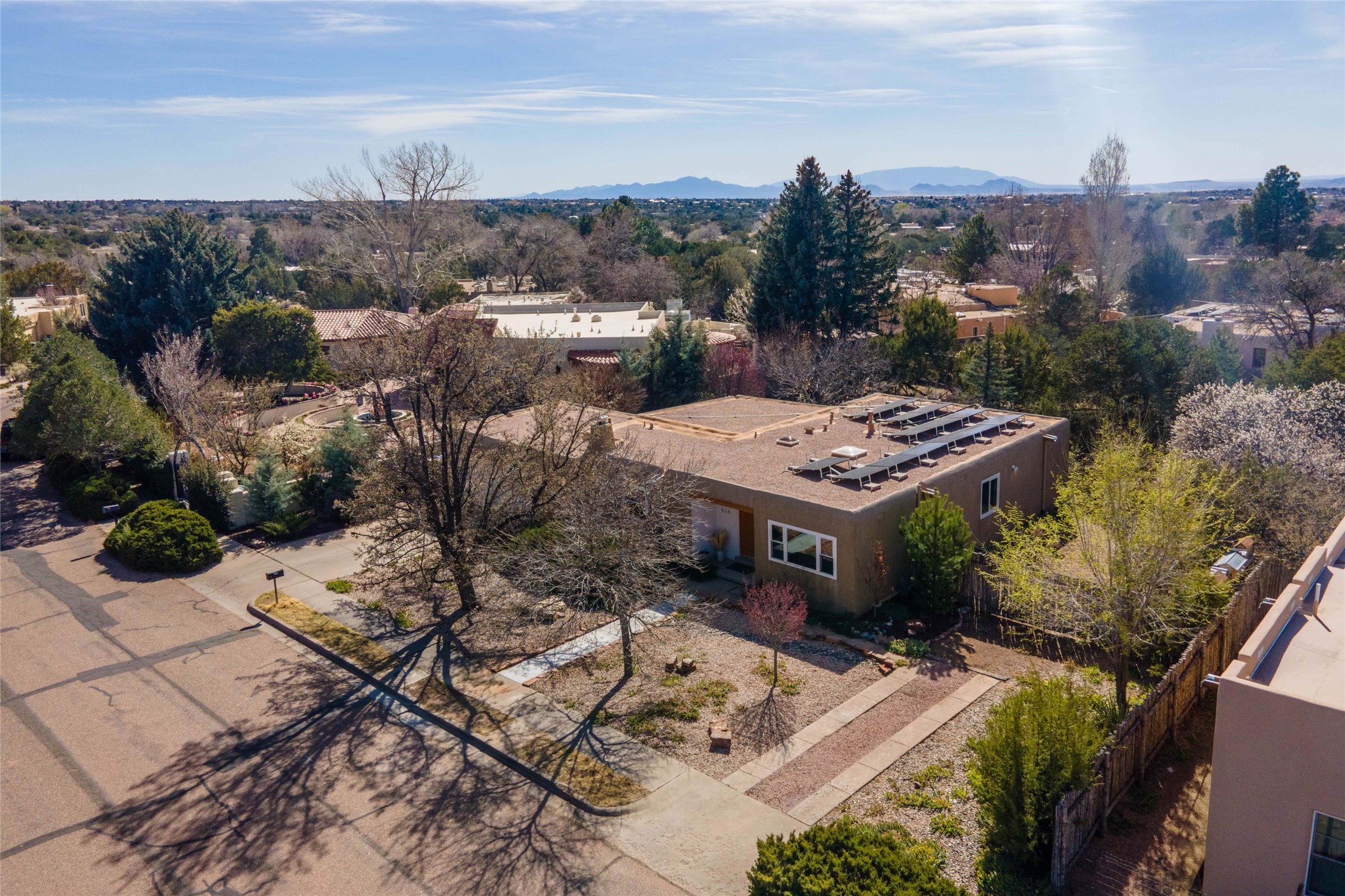  626 Calle de Valdez - 物件實景