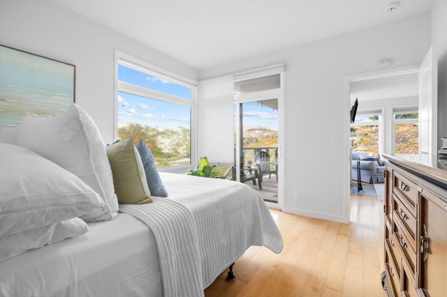 Watsonville, California, 95076, United States, 3 Bedrooms Bedrooms, ,2 BathroomsBathrooms,Residential,For Sale,1971217