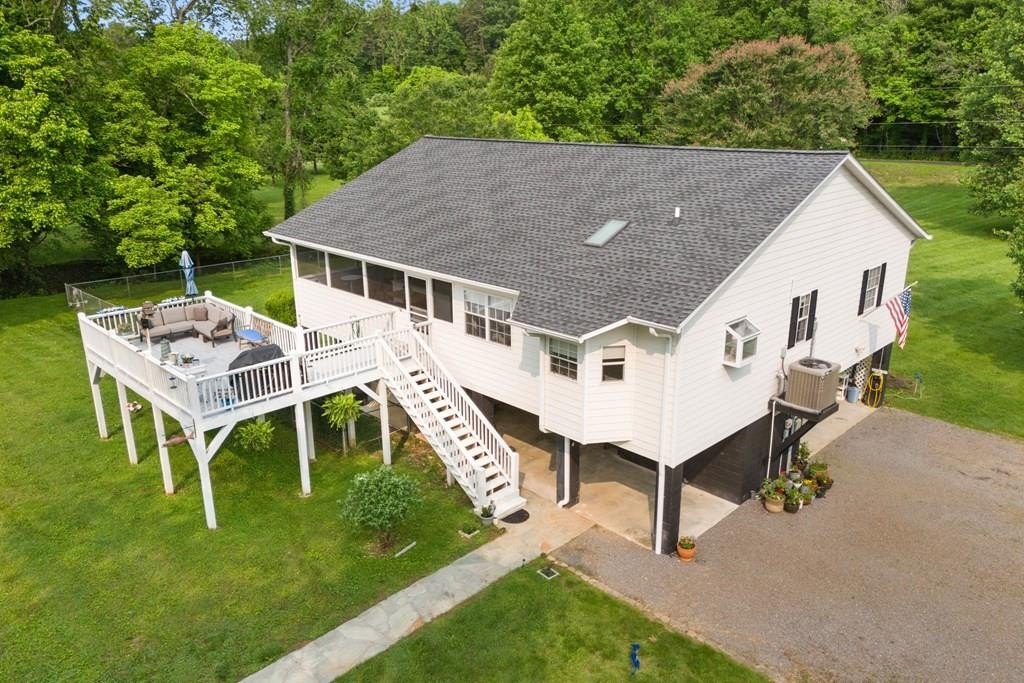 Murphy, North Carolina, 28906, United States, 2 Bedrooms Bedrooms, ,2 BathroomsBathrooms,Residential,For Sale,1923823