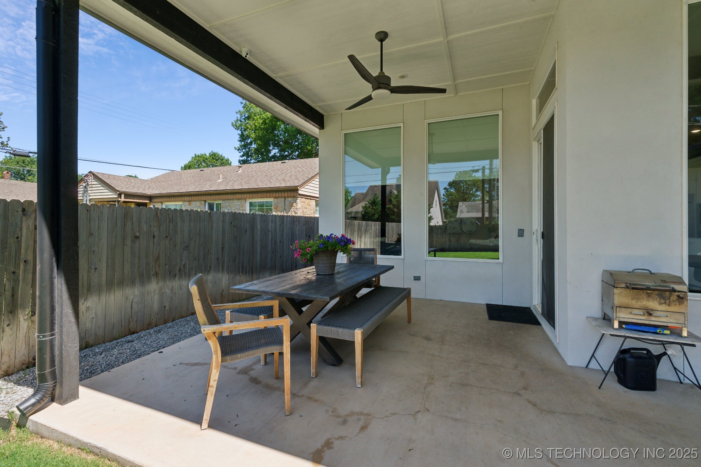 Tulsa, Oklahoma, 74105, United States, 4 Bedrooms Bedrooms, ,5 BathroomsBathrooms,Residential,For Sale,1827808