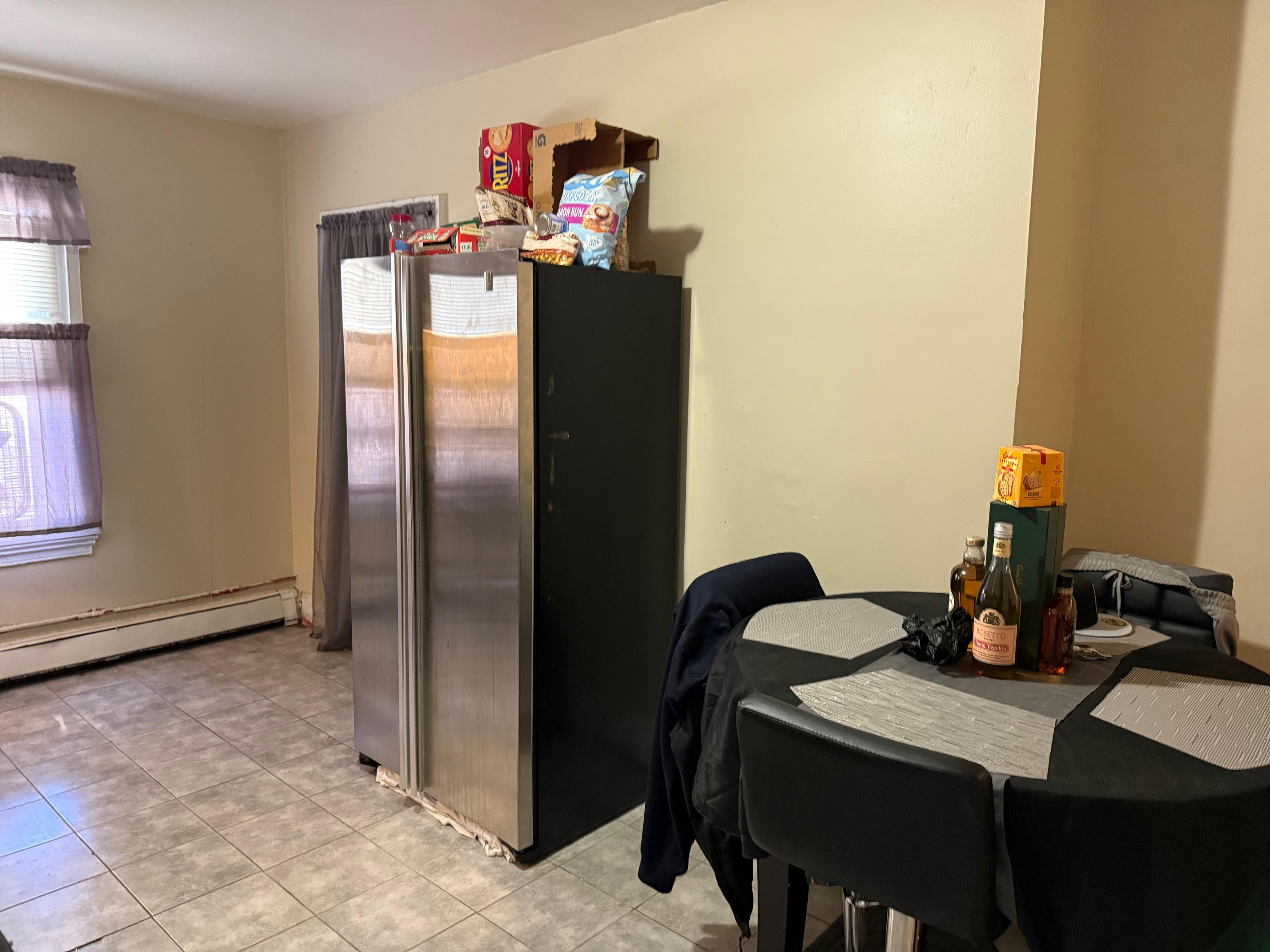 Bridgeport, Connecticut, 06608, United States, 6 Bedrooms Bedrooms, ,3 BathroomsBathrooms,Residential,For Sale,1936865