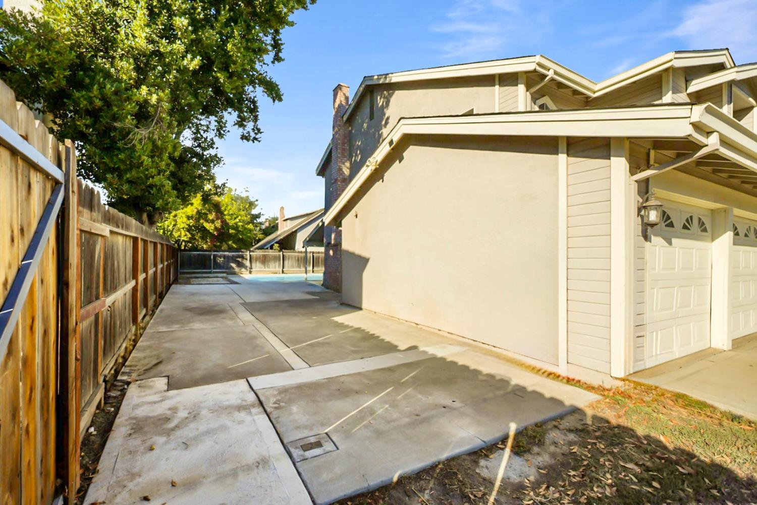 Modesto, California, 95355, United States, 4 Bedrooms Bedrooms, ,3 BathroomsBathrooms,Residential,For Sale,1981572