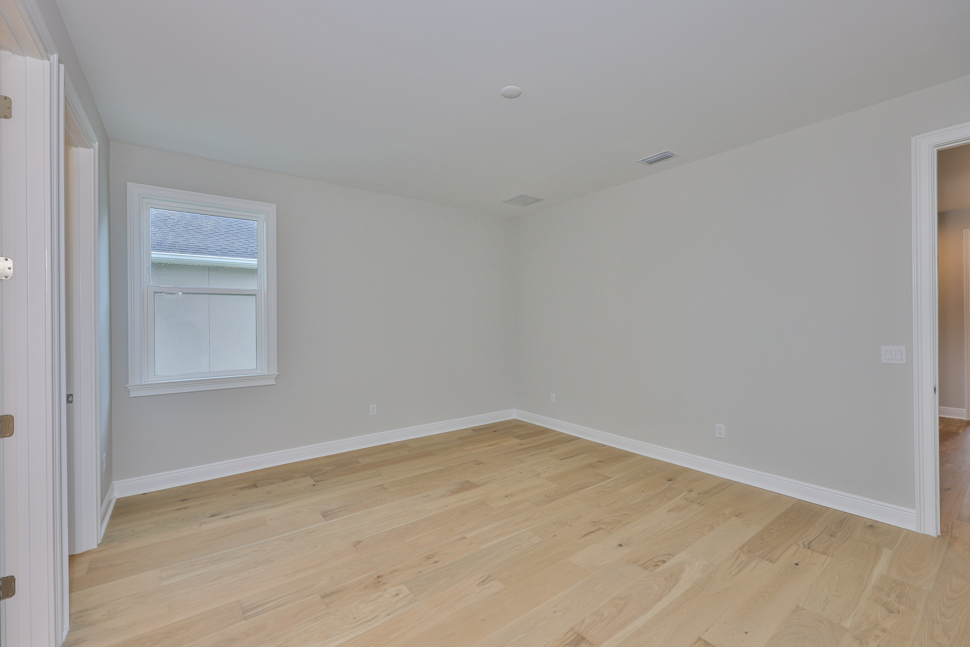 Tampa, Florida, 33609, United States, 4 Bedrooms Bedrooms, ,5 BathroomsBathrooms,Residential,For Sale,1792306