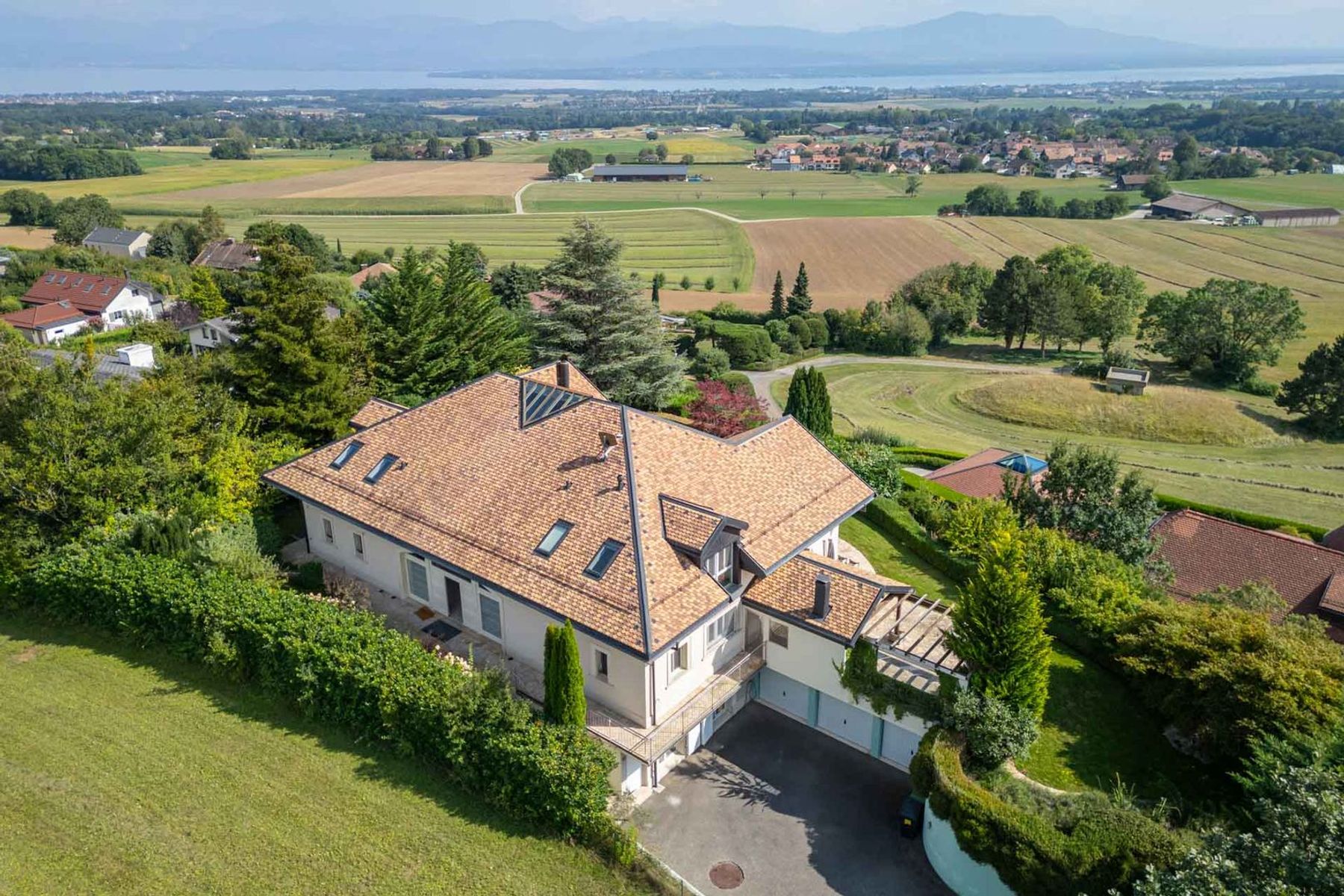 Exceptional property with panoramic view of the lake and the Alps - 物件實景