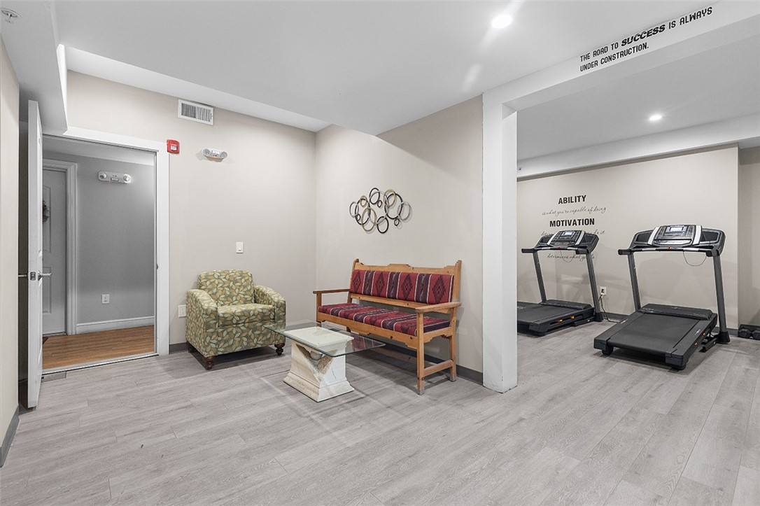 South Side, Pennsylvania, 15203, United States, 2 Bedrooms Bedrooms, ,3 BathroomsBathrooms,Residential,For Sale,1991307