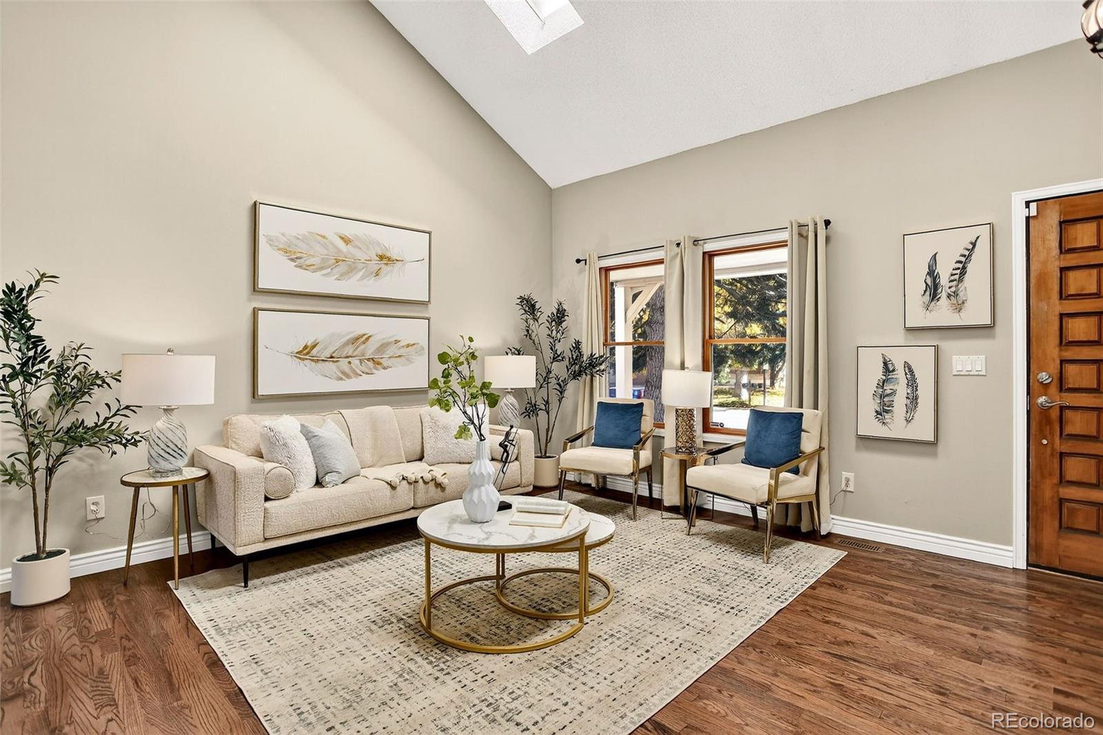 Littleton, Colorado, 80127, United States, 4 Bedrooms Bedrooms, ,2 BathroomsBathrooms,Residential,For Sale,2003001