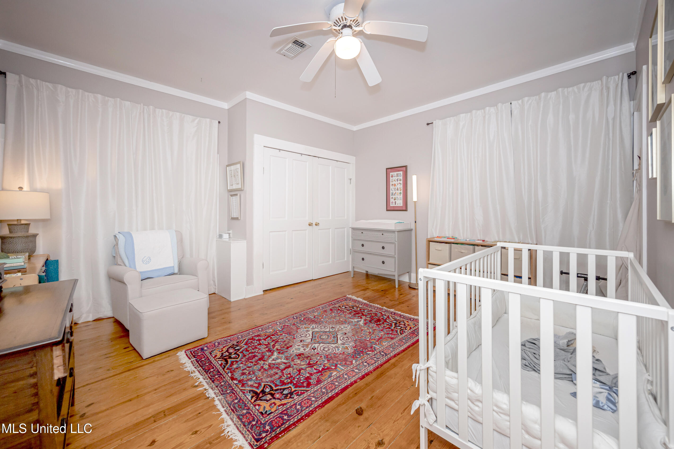 Ocean Springs, Mississippi, 39564, United States, 3 Bedrooms Bedrooms, ,2 BathroomsBathrooms,Residential,For Sale,1847227