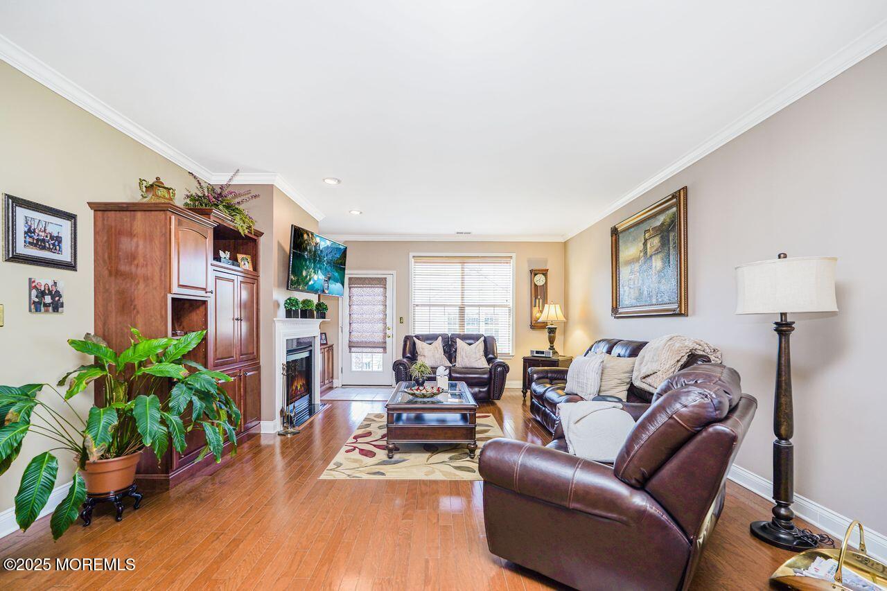 Jackson, New Jersey, 08527, United States, 3 Bedrooms Bedrooms, ,2 BathroomsBathrooms,Residential,For Sale,1955054