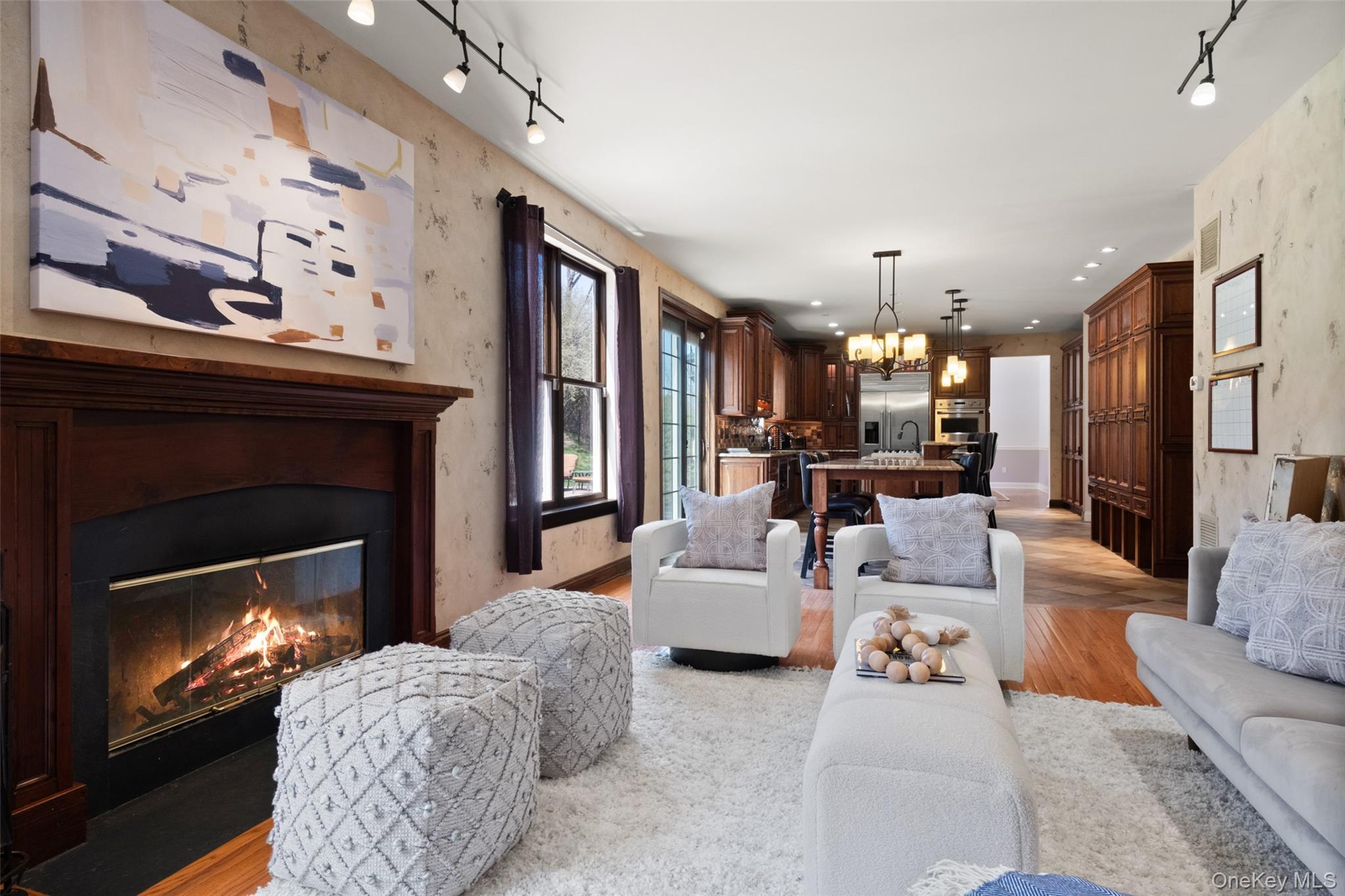 Poughkeepsie, New York, 12603, United States, 4 Bedrooms Bedrooms, ,5 BathroomsBathrooms,Residential,For Sale,1916939