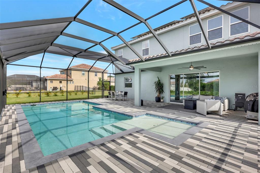 Bradenton, Florida, 34212, United States, 5 Bedrooms Bedrooms, ,5 BathroomsBathrooms,Residential,For Sale,1917227