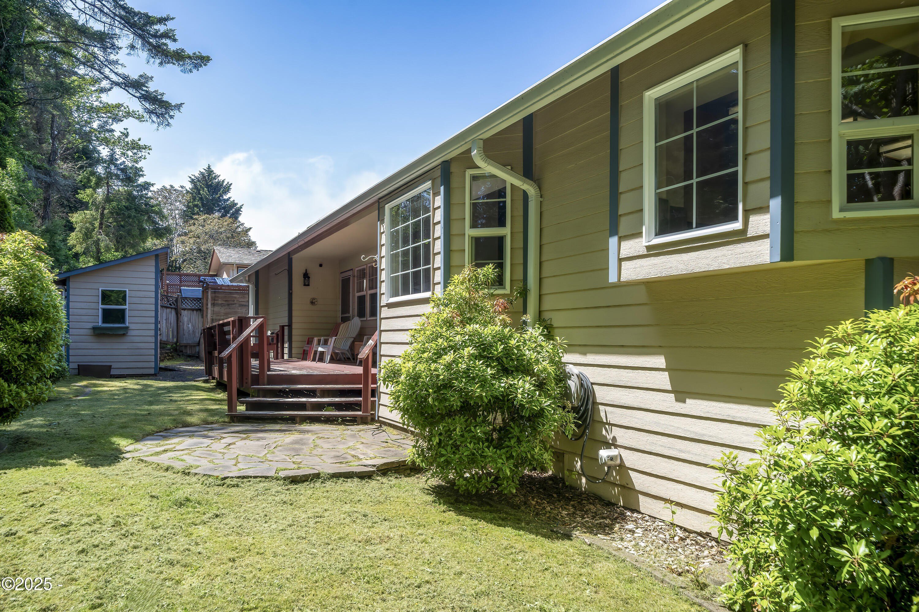 Lincoln City, Oregon, 97365, United States, 2 Bedrooms Bedrooms, ,2 BathroomsBathrooms,Residential,For Sale,1858189