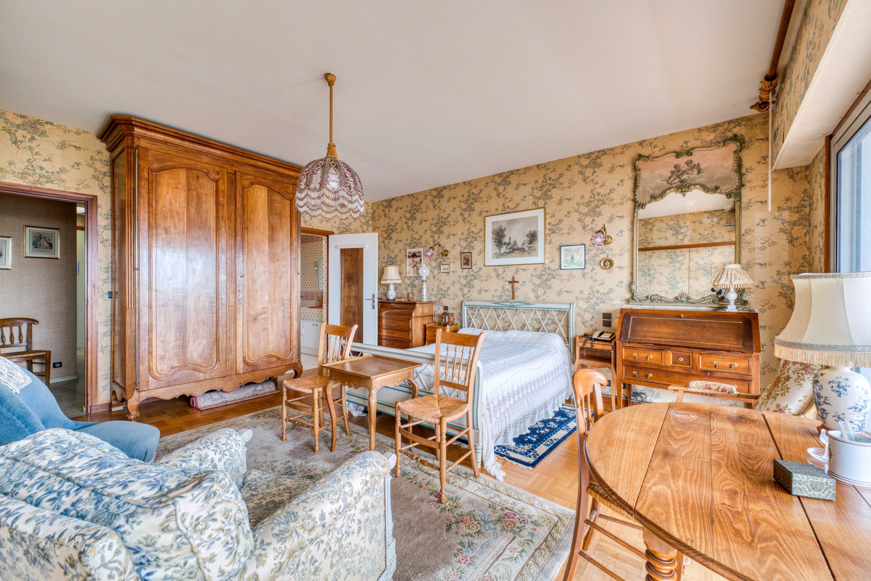  EXCEPTIONAL 230 SQM APARTMENT STEPS FROM TOWN CENTRE OF ROYAN WITH LARGE TERRAC… - 物件實景