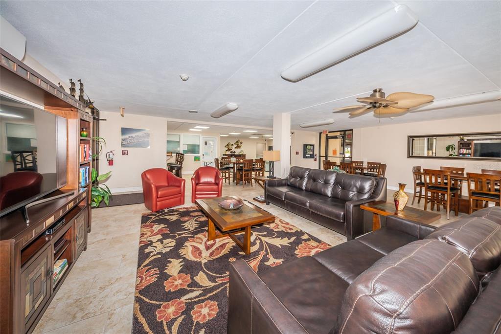 Clearwater Beach, Florida, 33767, United States, 2 Bedrooms Bedrooms, ,2 BathroomsBathrooms,Residential,For Sale,1744502