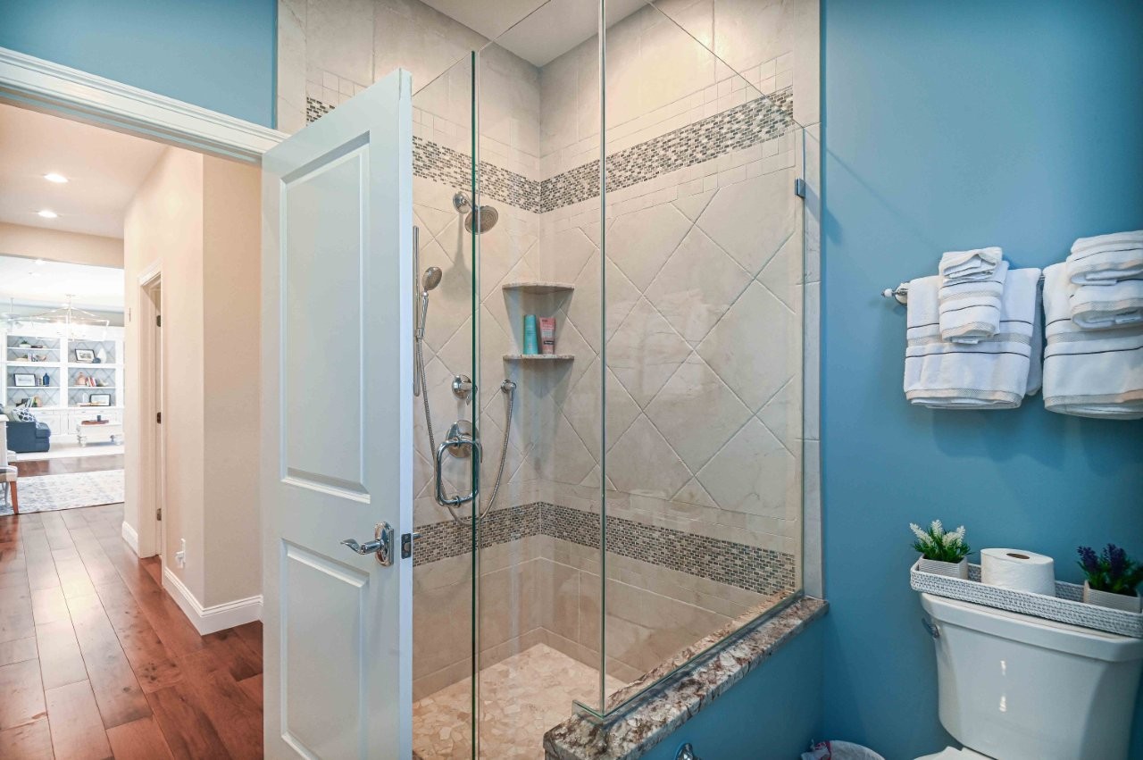 Ogunquit, Maine, 03907, United States, 13 Bedrooms Bedrooms, ,3 BathroomsBathrooms,Residential,For Sale,1777971